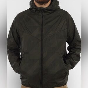 Nike Men's Black and Gray Patterned Windbreaker NWT